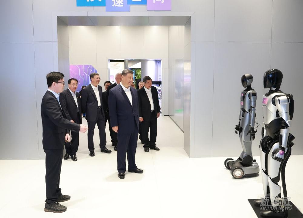 习近平总书记到上海调研，永利yl23411集团代表具身智能行业汇报进展